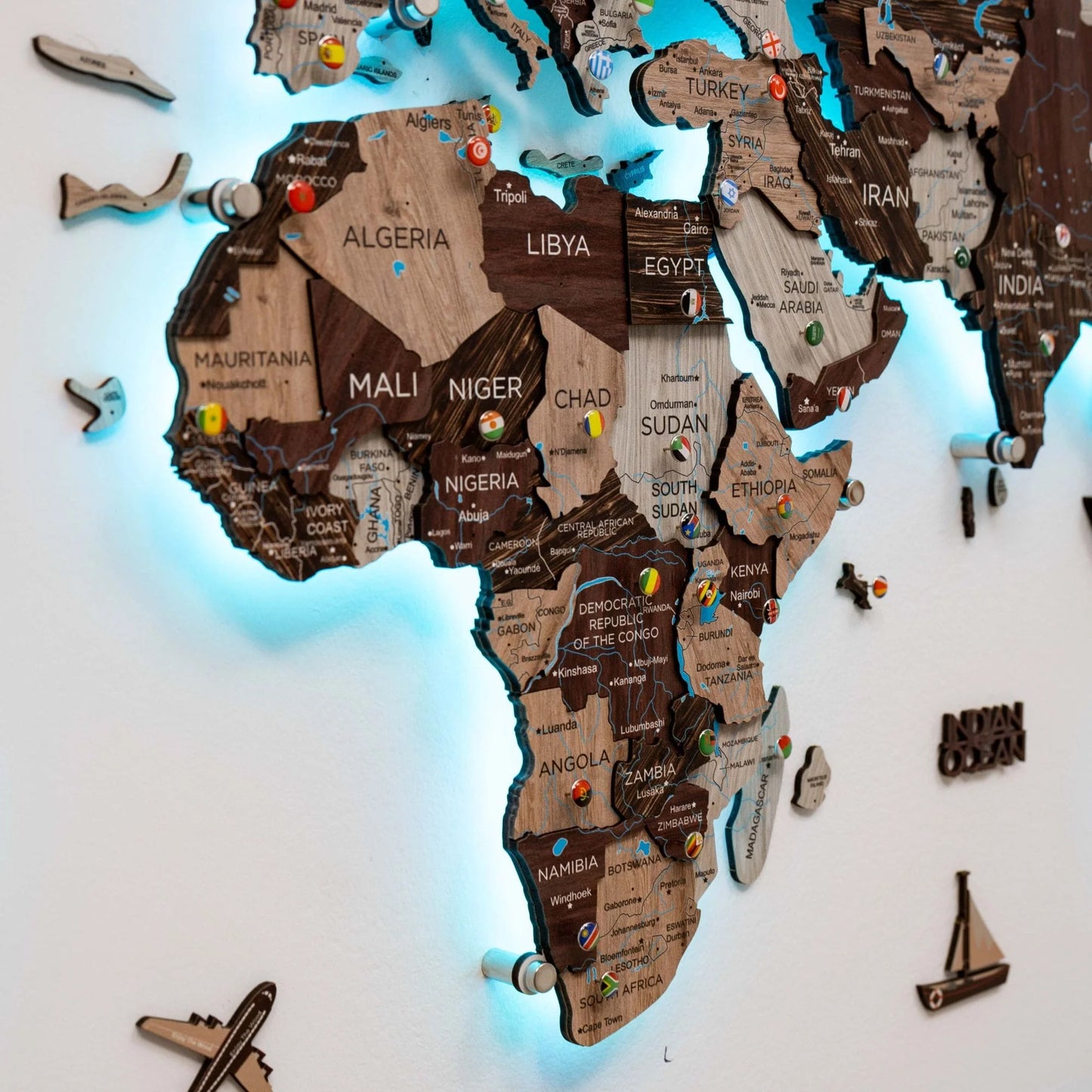 3D LED / LUMINOUS Wooden World Map 3.0 Cappuccino