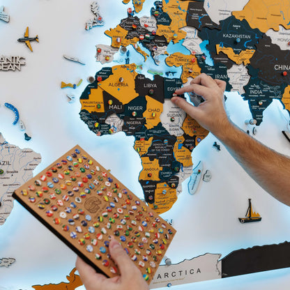 3D LED / LUMINOUS Wooden World Map 3.0 Country