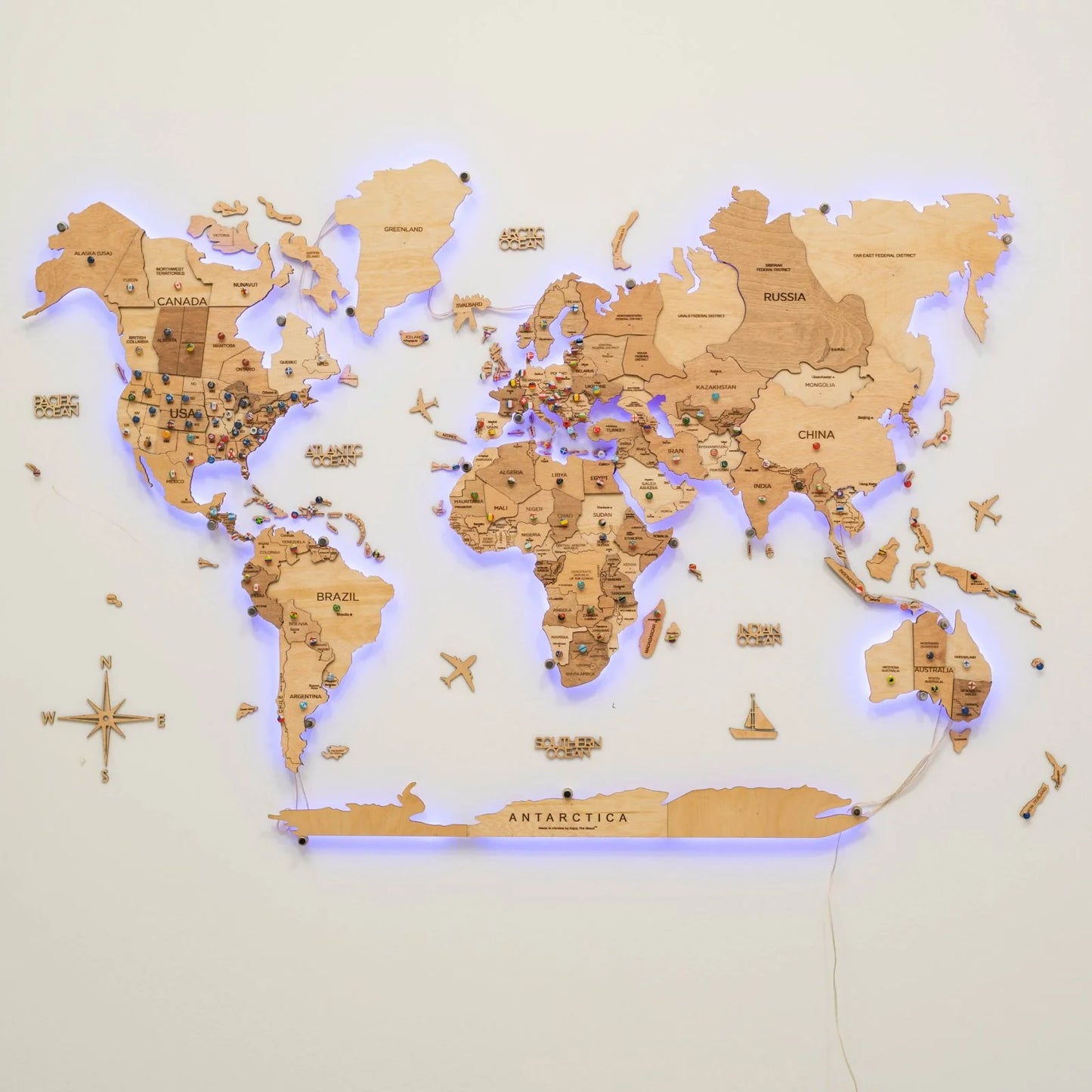 3D LED Wooden World Map 3.0 Gold