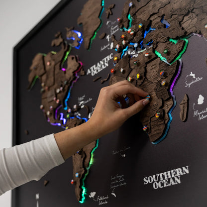 Map on Board LED 2.0 Dark Walnut