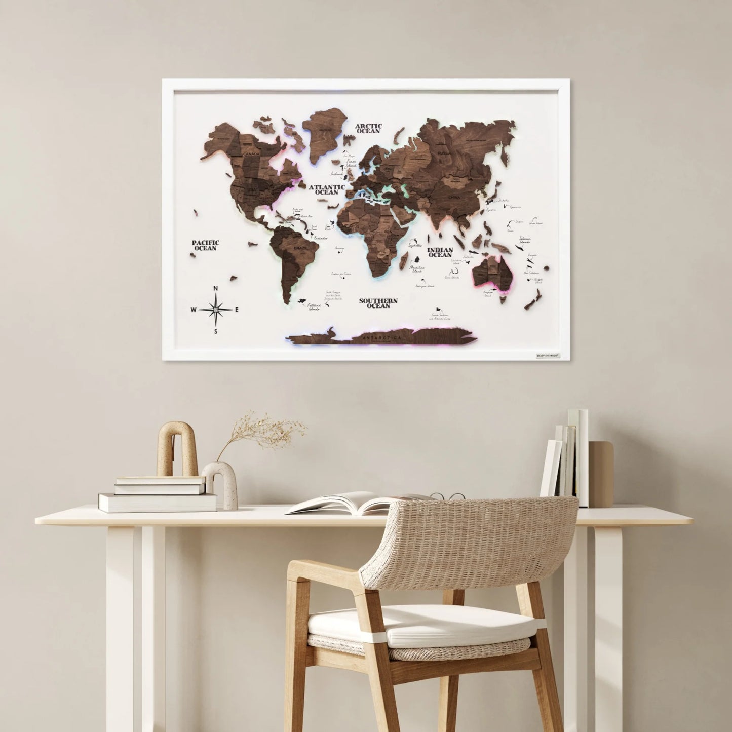 Map on Board LED 2.0 Dark Walnut