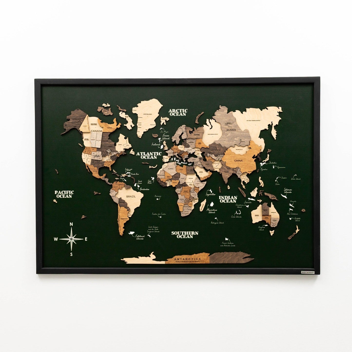 3D Wooden Map on Board Multicolor - Green