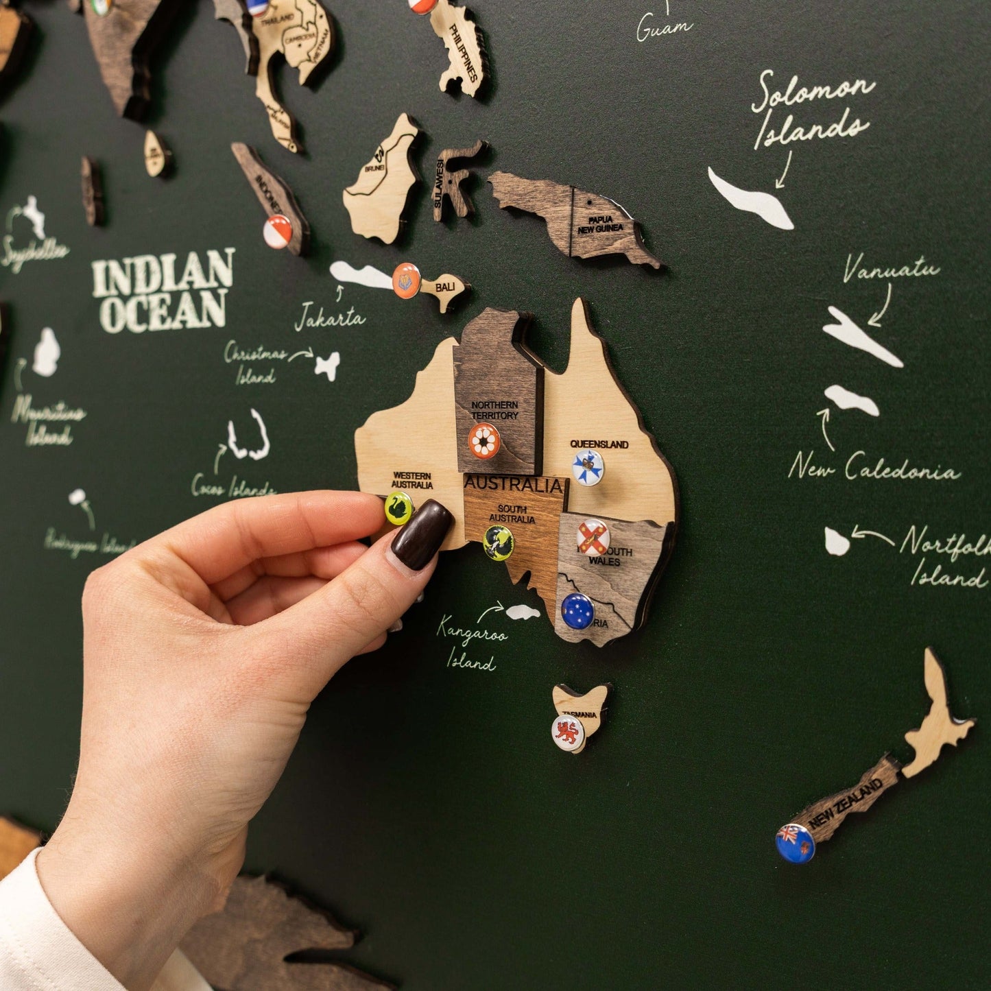 3D Wooden Map on Board Multicolor - Green